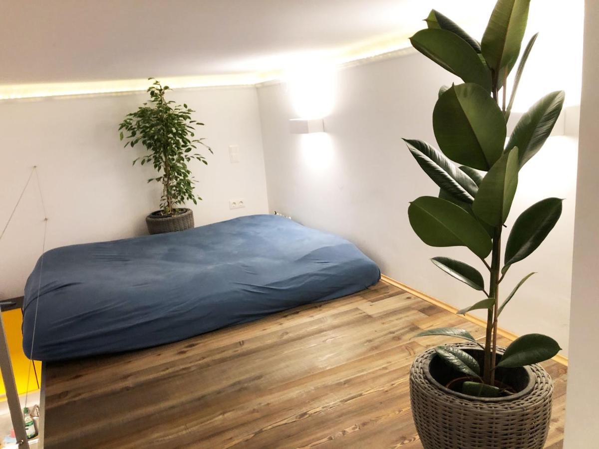 Stylish Loft Apartment City Center Wina Bagian luar foto